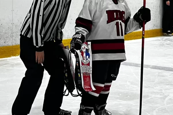 ndg-hockey-m9-jaguars-first-tournament-success-03